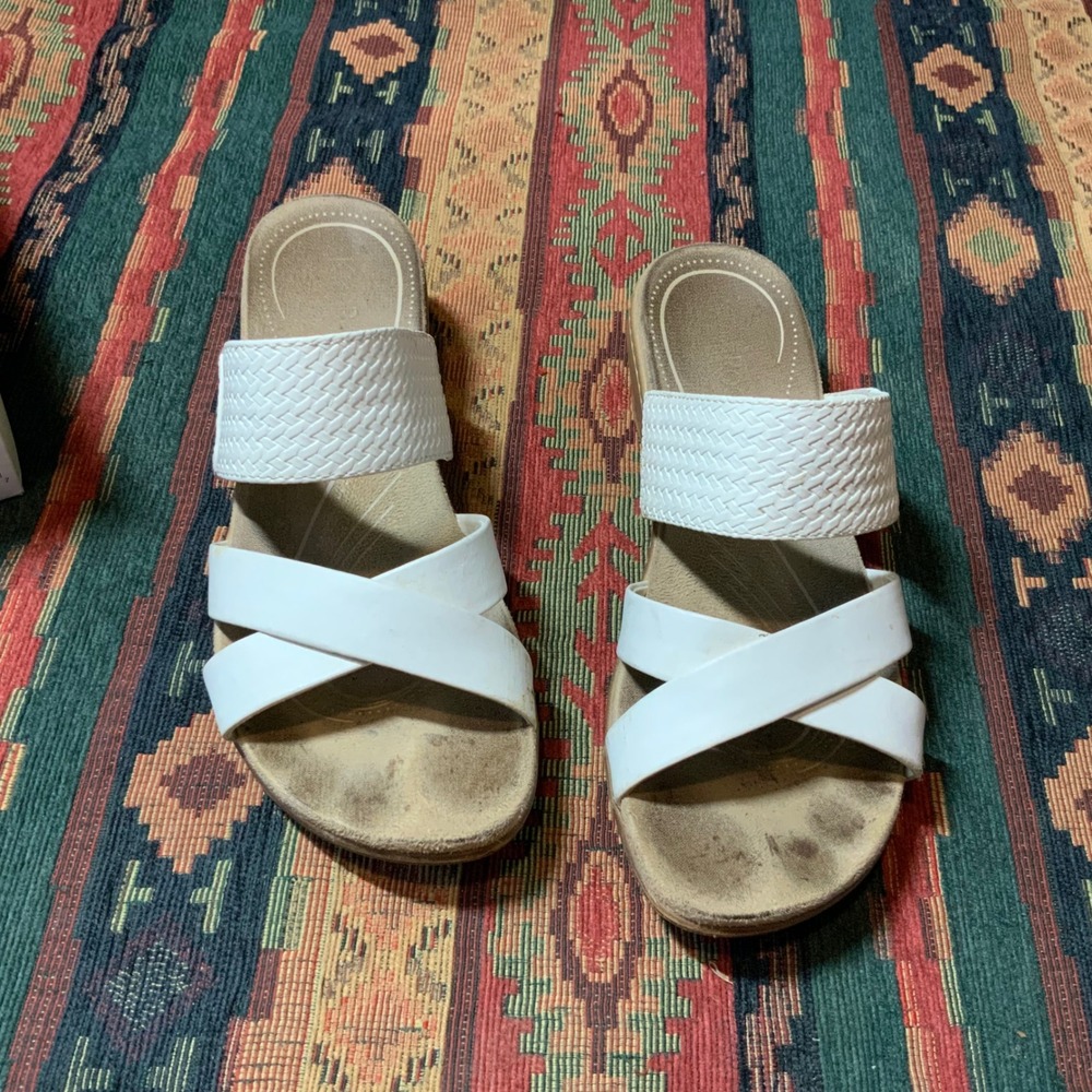 Kim Rogers Amarey White‎ Leather Sandals size 6